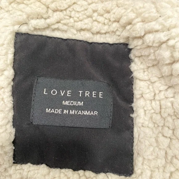 FINAL PRICE 💚NWOT Love Tree Women’s Black Sherpa Hooded Jacket Size S - Picture 3 of 4